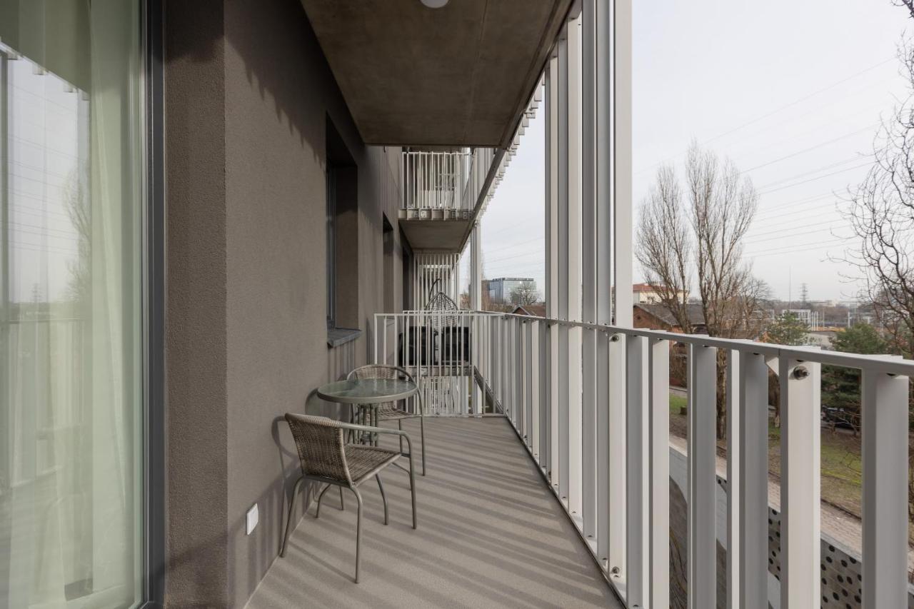 Stacja Wola Apartments With Parking By Noclegi Renters 华沙 外观 照片