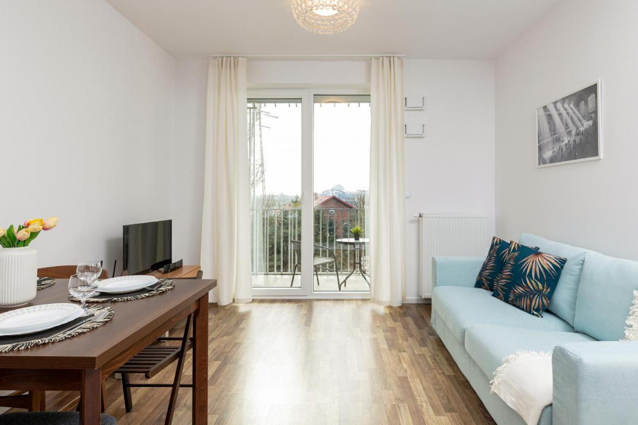 Stacja Wola Apartments With Parking By Noclegi Renters 华沙 外观 照片