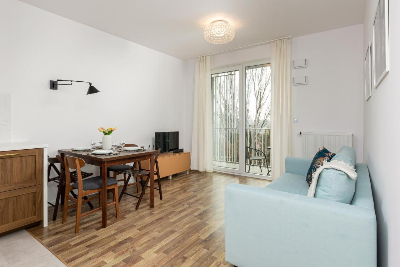 Stacja Wola Apartments With Parking By Noclegi Renters 华沙 外观 照片